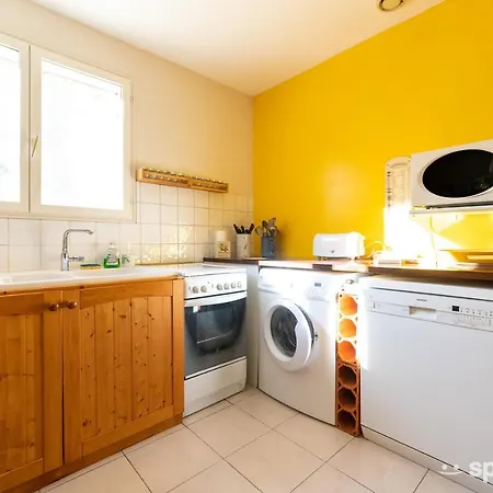 Ferienhaus Mazet Avec *