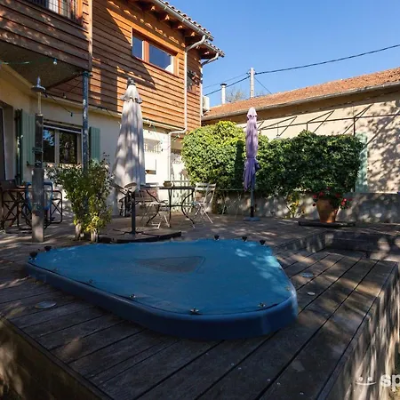 Ferienhaus Mazet Avec *